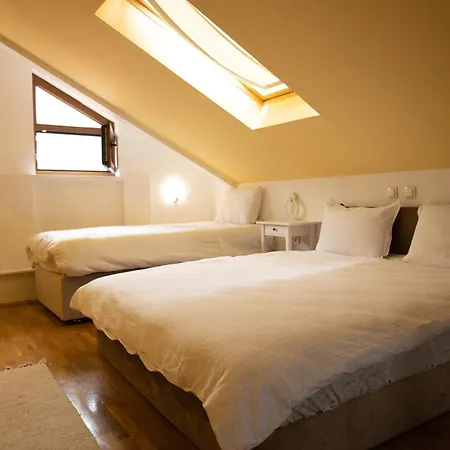 Elevens 11 Aparthotel